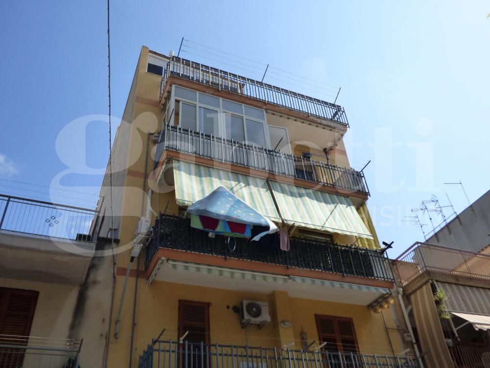 appartamento in vendita a Bagheria in zona Centro Città