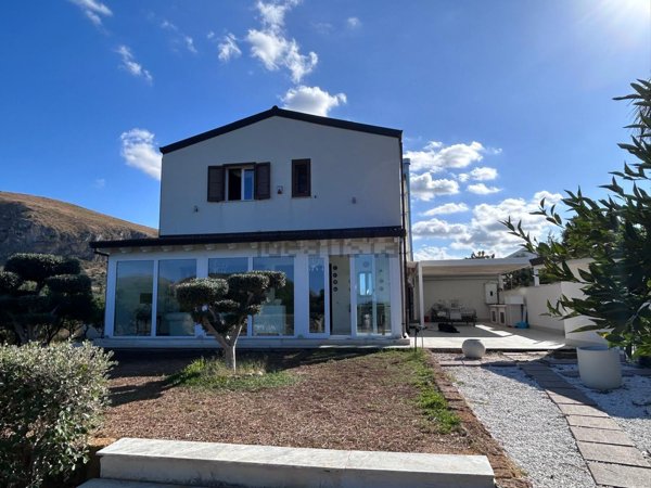 casa indipendente in vendita a Bagheria