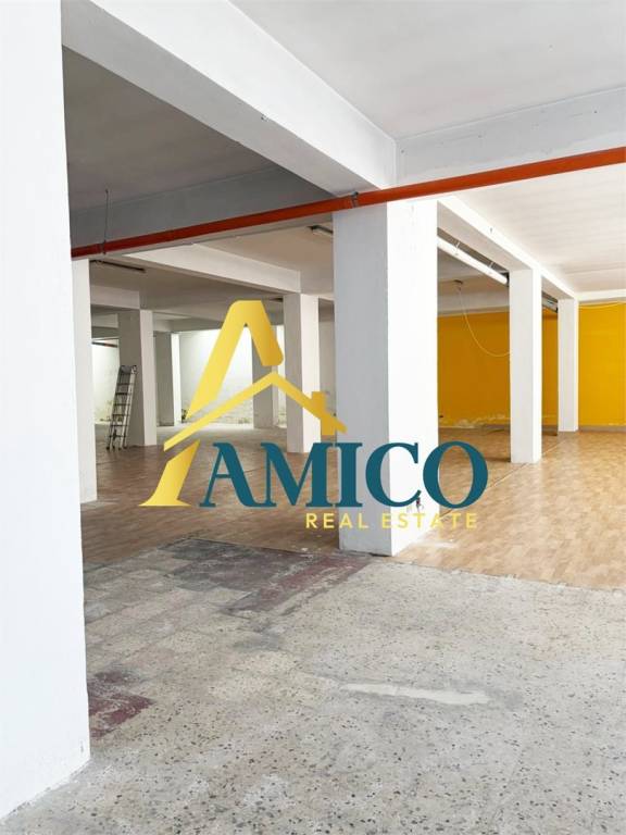 locale di sgombero in vendita a Bagheria