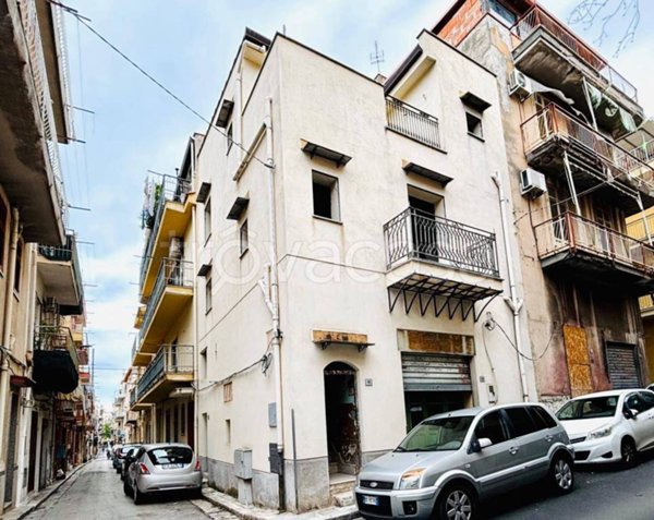 casa indipendente in vendita a Bagheria in zona Centro Città