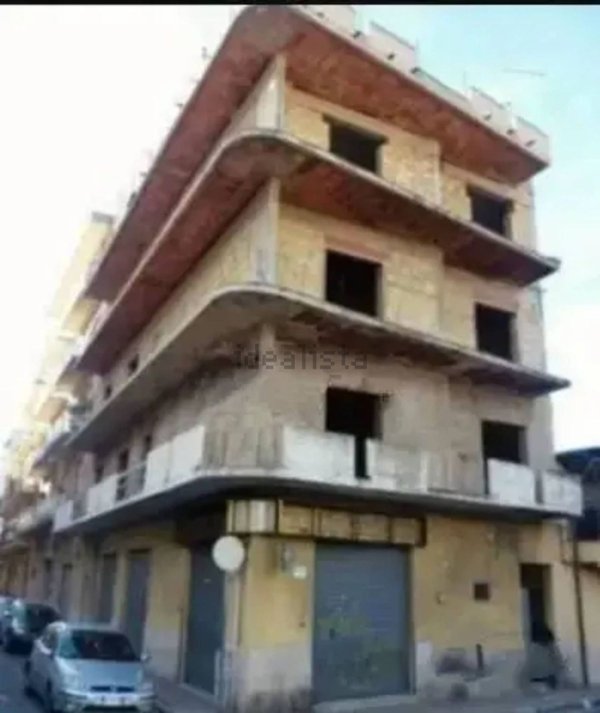 intera palazzina in vendita a Bagheria in zona Centro Città