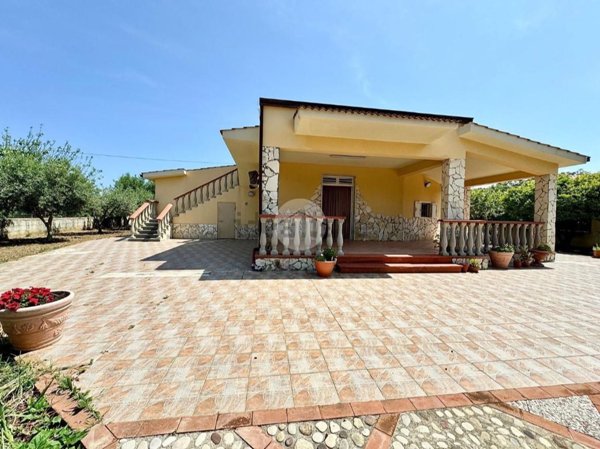 casa indipendente in vendita a Balestrate