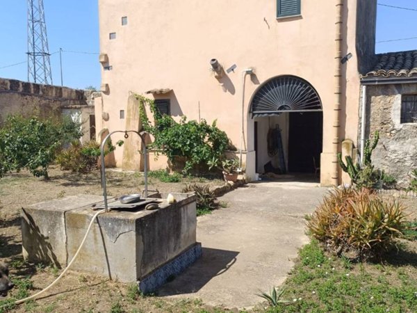 casa indipendente in vendita a Balestrate