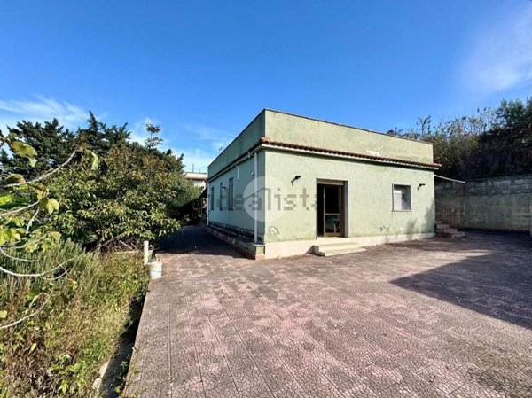 casa indipendente in vendita a Balestrate