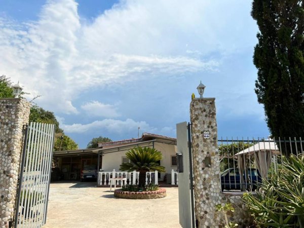 casa indipendente in vendita a Balestrate
