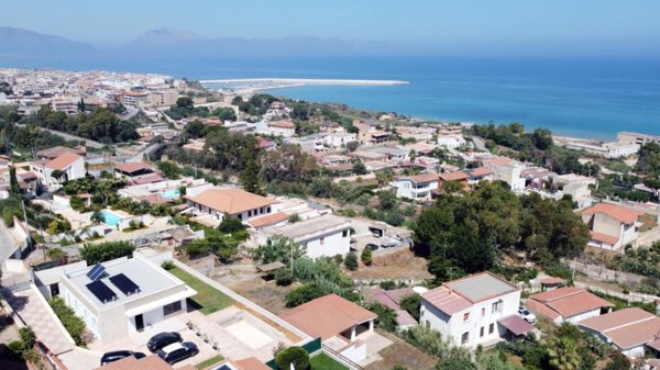 casa indipendente in vendita a Balestrate