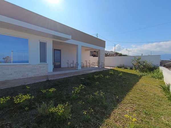 casa indipendente in vendita a Balestrate