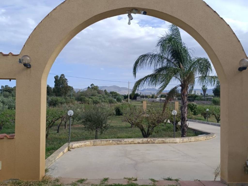 casa indipendente in vendita a Balestrate