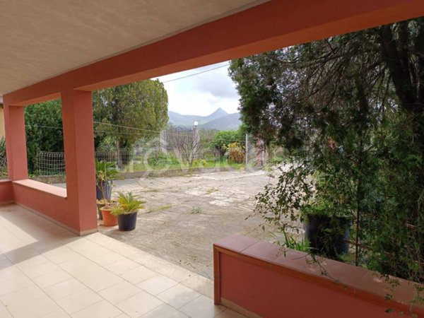 casa indipendente in vendita a Balestrate