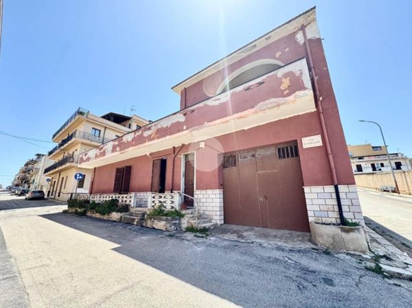 casa indipendente in vendita a Balestrate