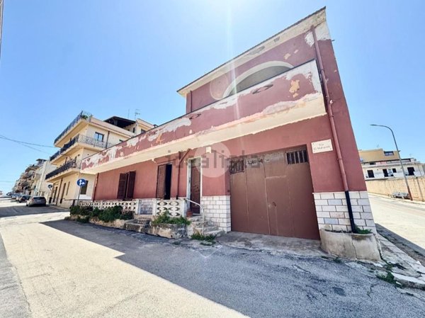 casa indipendente in vendita a Balestrate