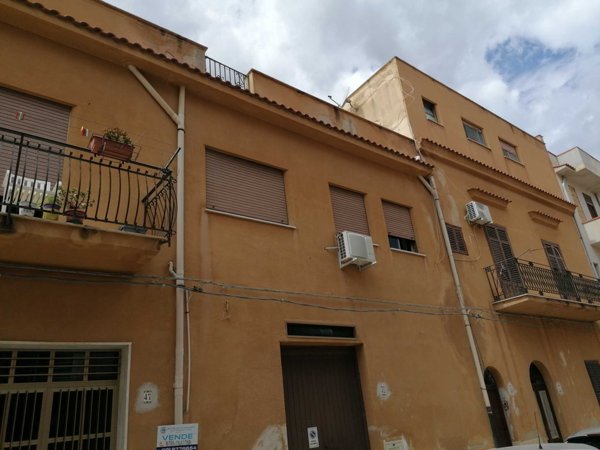 casa indipendente in vendita a Balestrate