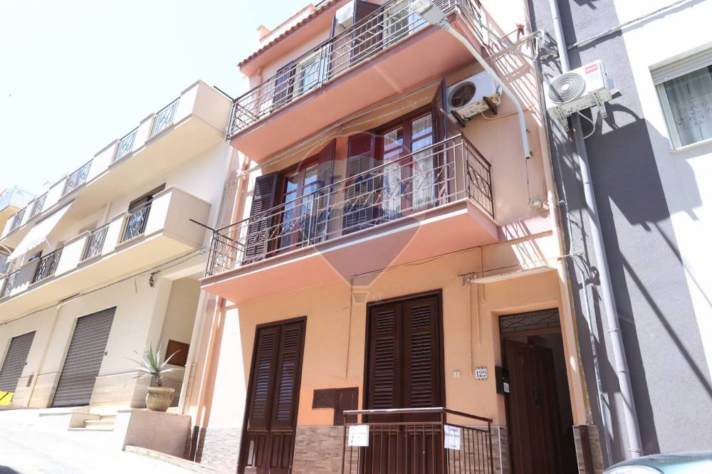 casa indipendente in vendita a Balestrate