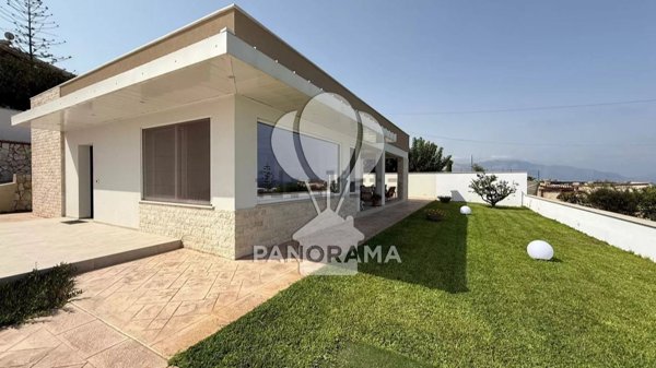 casa indipendente in vendita a Balestrate