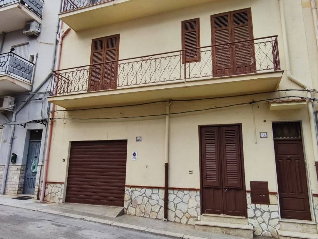 casa indipendente in vendita a Balestrate