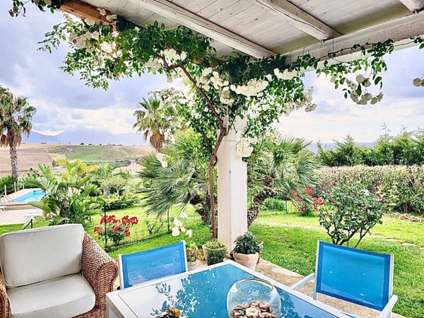 casa indipendente in vendita a Balestrate