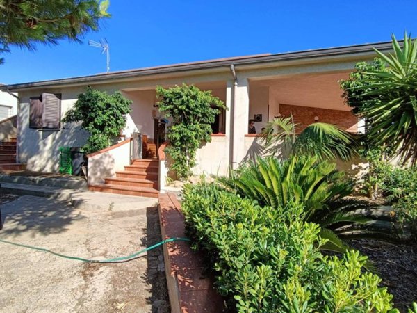 casa indipendente in vendita a Balestrate