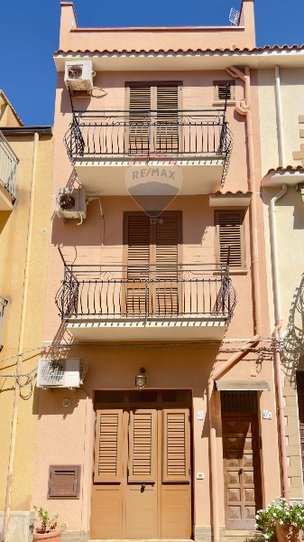 casa indipendente in vendita a Balestrate