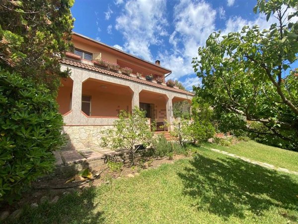 casa indipendente in vendita a Balestrate