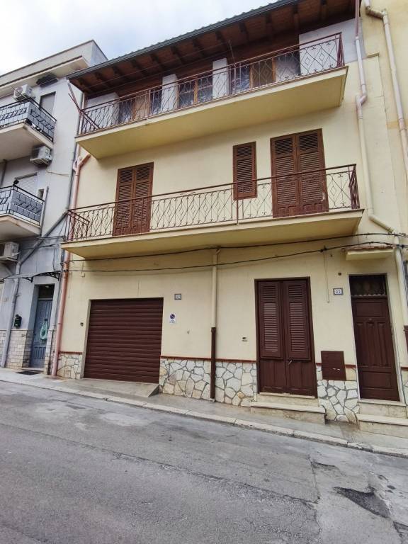 casa indipendente in vendita a Balestrate