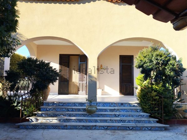 casa indipendente in vendita a Balestrate