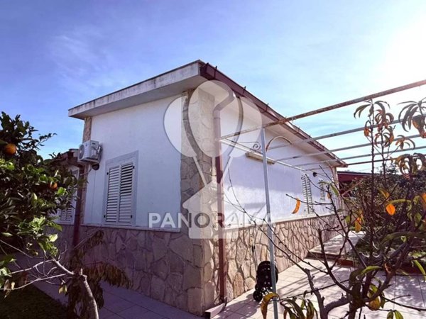 casa indipendente in vendita a Balestrate