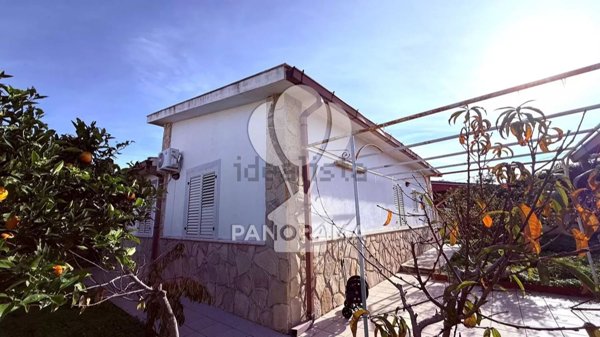 casa indipendente in vendita a Balestrate