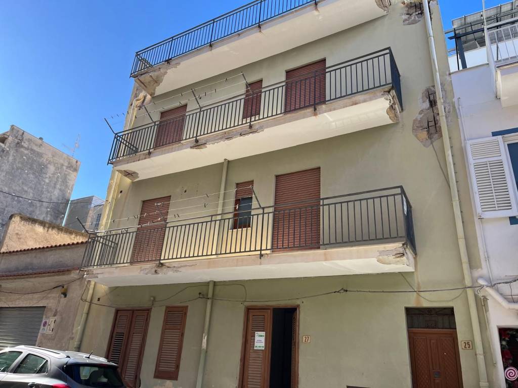 intera palazzina in vendita a Balestrate