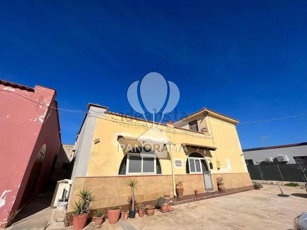 casa indipendente in vendita a Balestrate