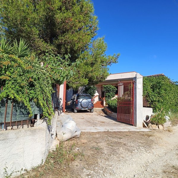 pentavano in vendita a Balestrate