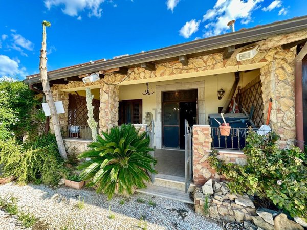 casa indipendente in vendita a Balestrate