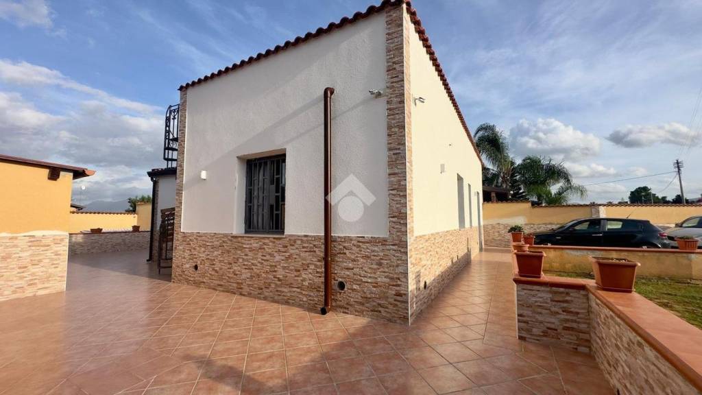 casa indipendente in vendita a Balestrate