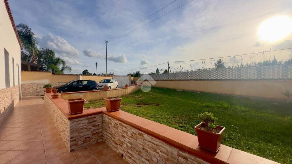 casa indipendente in vendita a Balestrate