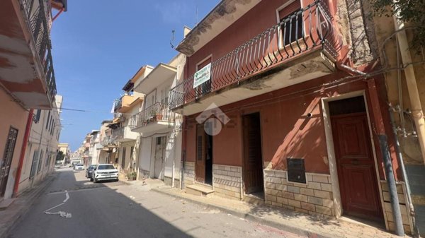 pentavano in vendita a Balestrate