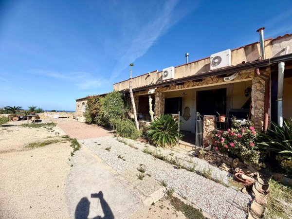 casa indipendente in vendita a Balestrate