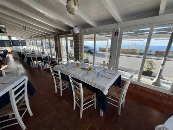 negozio in vendita a Balestrate