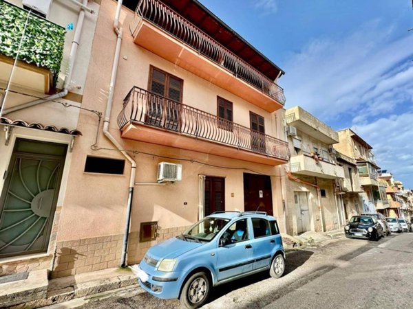 casa indipendente in vendita a Balestrate