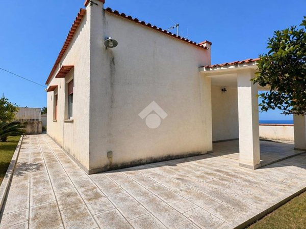 casa indipendente in vendita a Balestrate