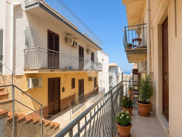 casa indipendente in vendita a Balestrate