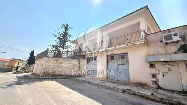 casa indipendente in vendita a Balestrate