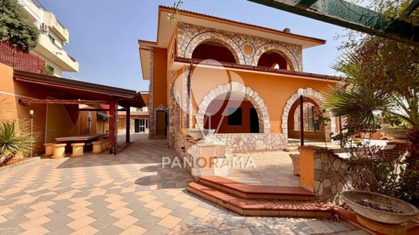 casa indipendente in vendita a Balestrate