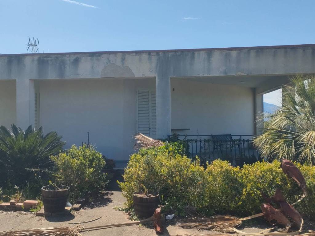 casa indipendente in vendita a Balestrate