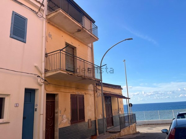 casa indipendente in vendita a Balestrate