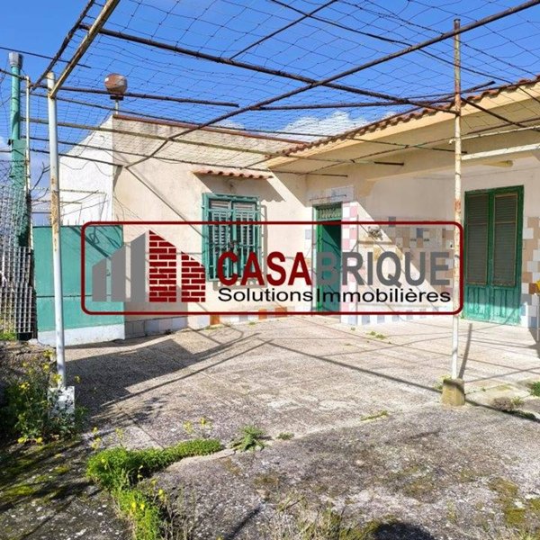 casa indipendente in vendita a Baucina