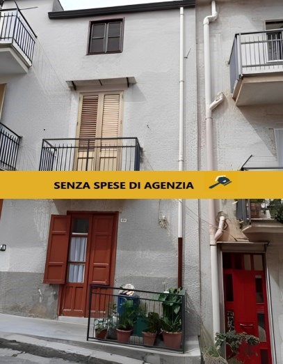 casa indipendente in vendita a Baucina