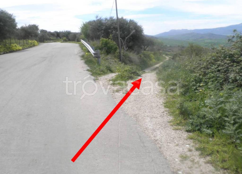 terreno edificabile in vendita a Baucina