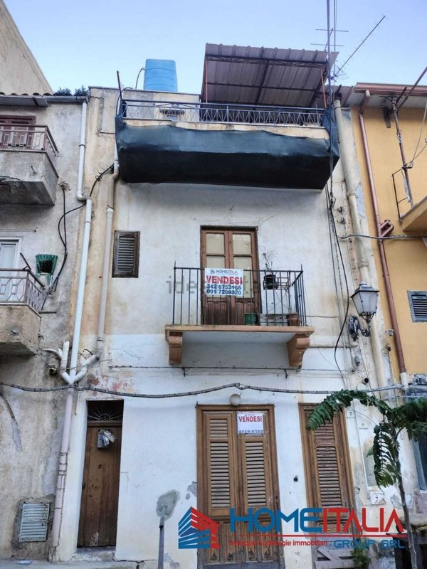 quadrivano in vendita a Belmonte Mezzagno