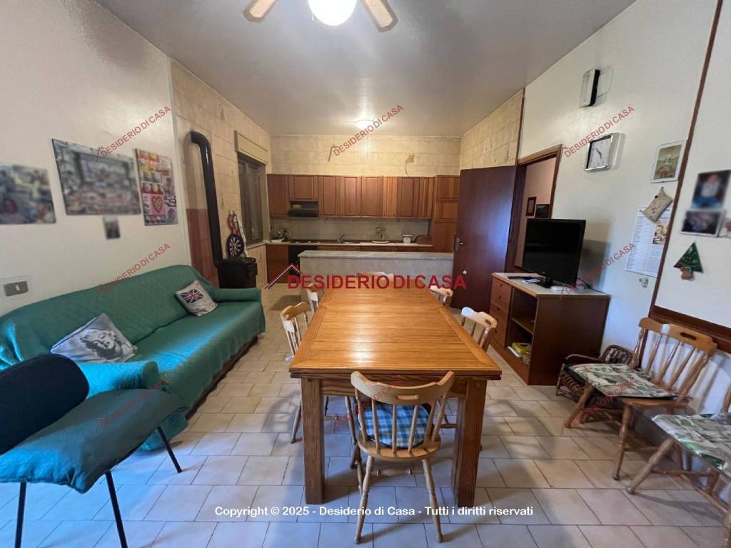 casa indipendente in vendita a Belmonte Mezzagno