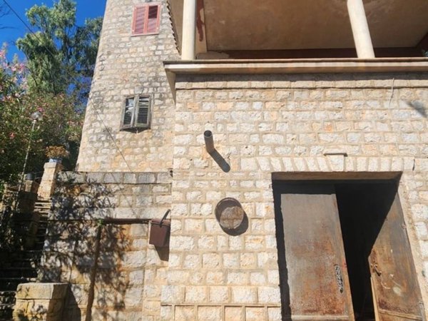 casa indipendente in vendita a Belmonte Mezzagno