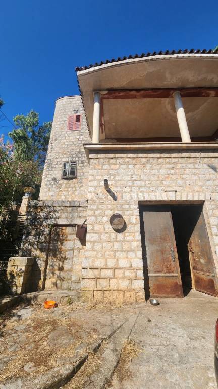 casa indipendente in vendita a Belmonte Mezzagno